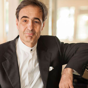 Paul Gulda kommt zu den Klaviertagen in Bendestorf